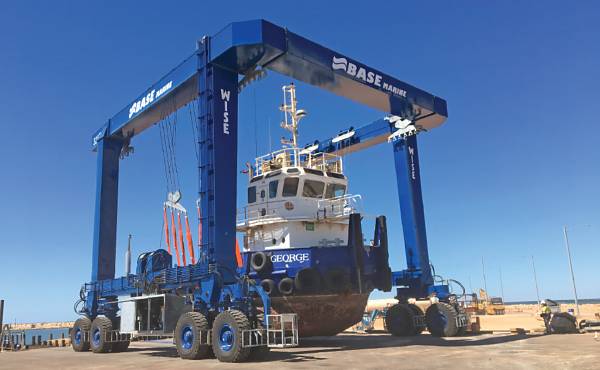 A W320 hoist working at integrated marine services company Base Marine in Exmouth, Western Australia.