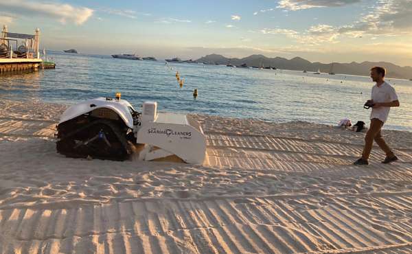 The Bebot beach screening robot is perfect for beach operators who consider there is strong economic value in providing customers with spotless sand.