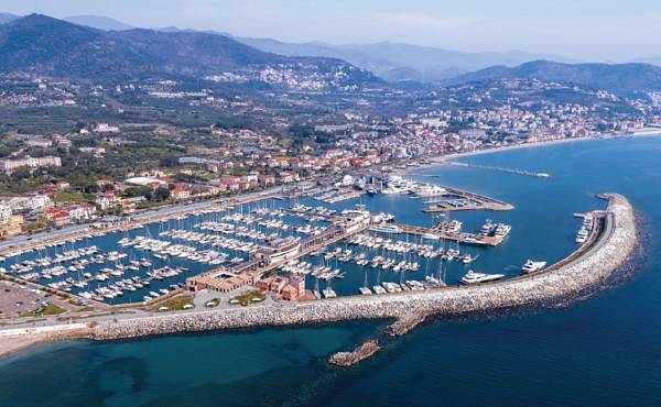 Marina di Loano in Liguria can moor a total of 900 boats and offers berths to 77m (253ft) and on-site maintenance and repair.