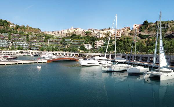 On the border with France, Cala del Forte di Ventimiglia marina, owned and operated by Ports de Monaco, actively courts superyachts.