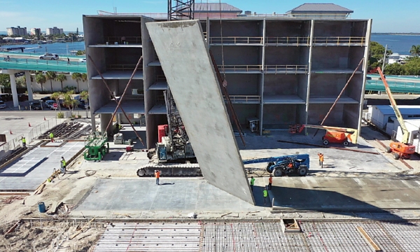 The tilt wall construction method was first used for Hamilton Harbour Yacht Club in 2008, saving space and time, and reducing the need for scaffolding.