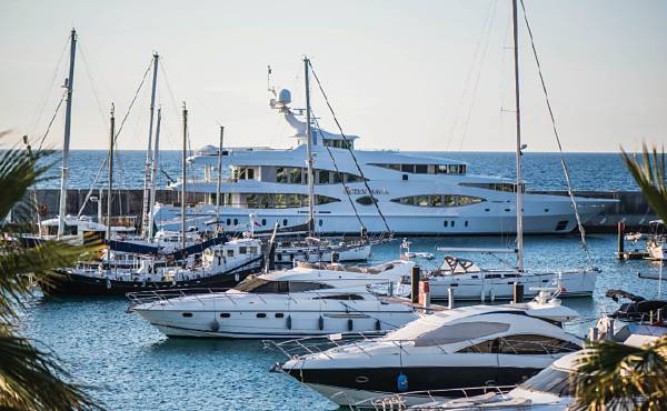 The marina accommodates a good mix of vessels, including superyachts up to 60m (197ft), and a wealth of technical and leisure facilities.